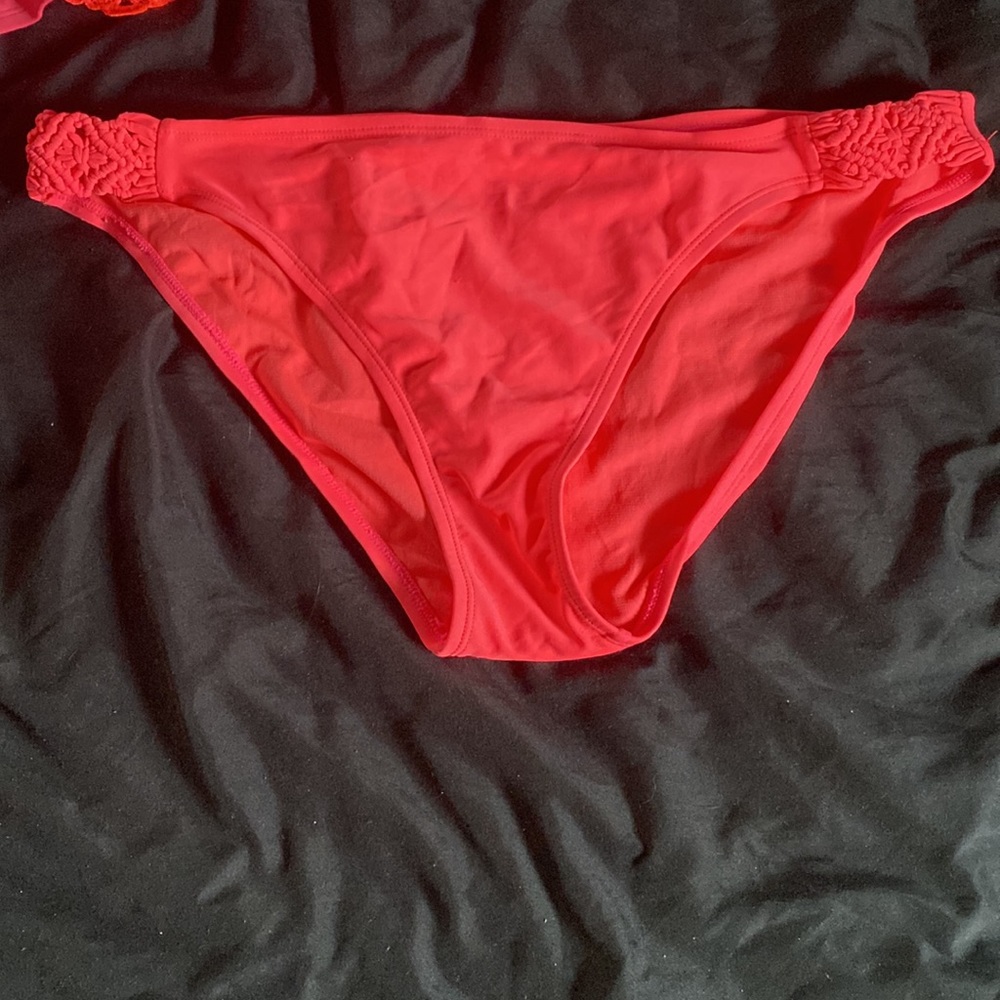 Bikini Set - Picture 6 of 7